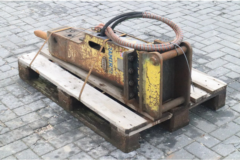 Soosan SB30II TS-9 | S40 | 2.5 TO 4.5 TON | HYDRAULIC BREAKER - Навесное оборудование для Строительной техники: фото 5 Soosan SB30II TS-9 | S40 | 2.5 TO 4.5 TON | HYDRAULIC BREAKER - Навесное оборудование для Строительной техники: фото 5