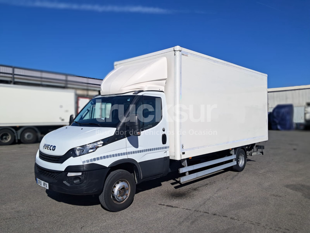 IVECO 72C18 P/E - Грузовик с закрытым кузовом: фото 2 IVECO 72C18 P/E - Грузовик с закрытым кузовом: фото 2