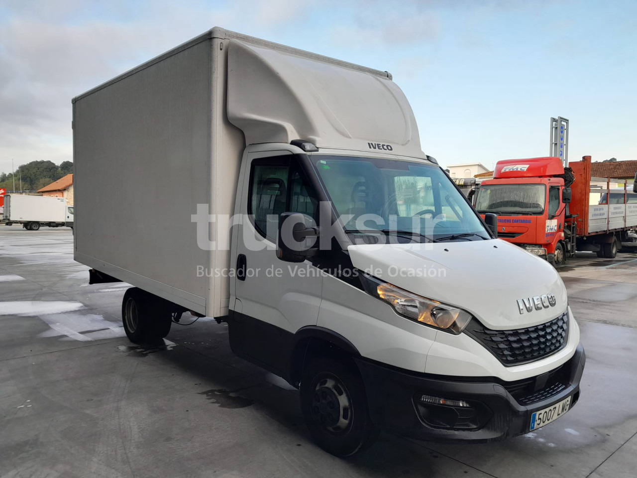 IVECO DAILY 35C16H - Фургон с закрытым кузовом: фото 2 IVECO DAILY 35C16H - Фургон с закрытым кузовом: фото 2