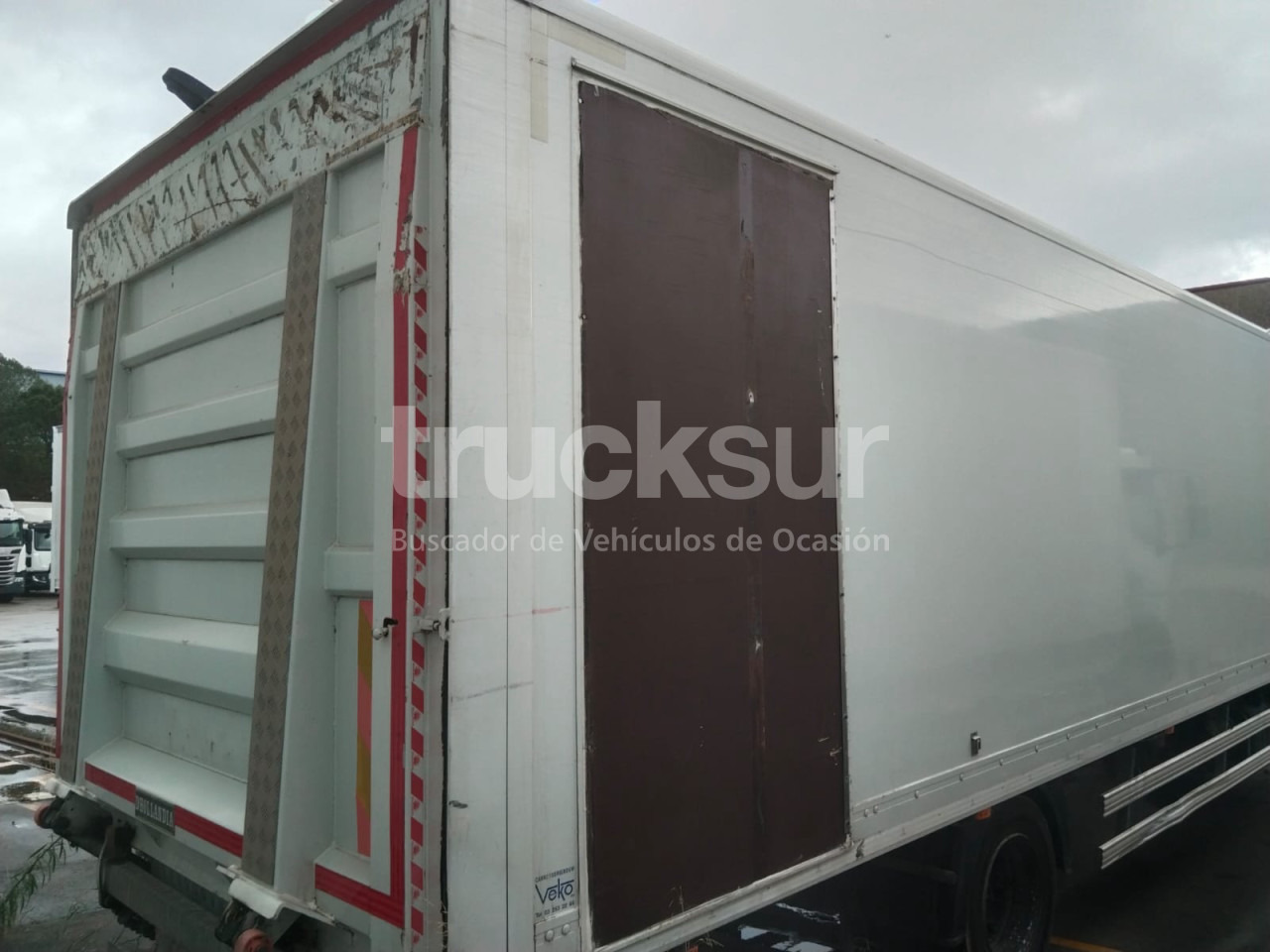 IVECO EUROCARGO - Грузовик с закрытым кузовом: фото 3 IVECO EUROCARGO - Грузовик с закрытым кузовом: фото 3