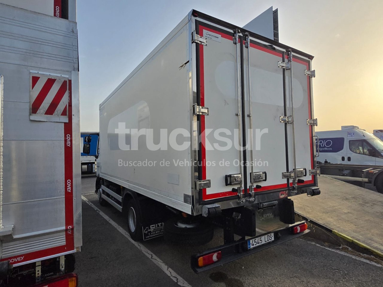 RENAULT D 12.240 FRC-X - Грузовик с закрытым кузовом: фото 4 RENAULT D 12.240 FRC-X - Грузовик с закрытым кузовом: фото 4