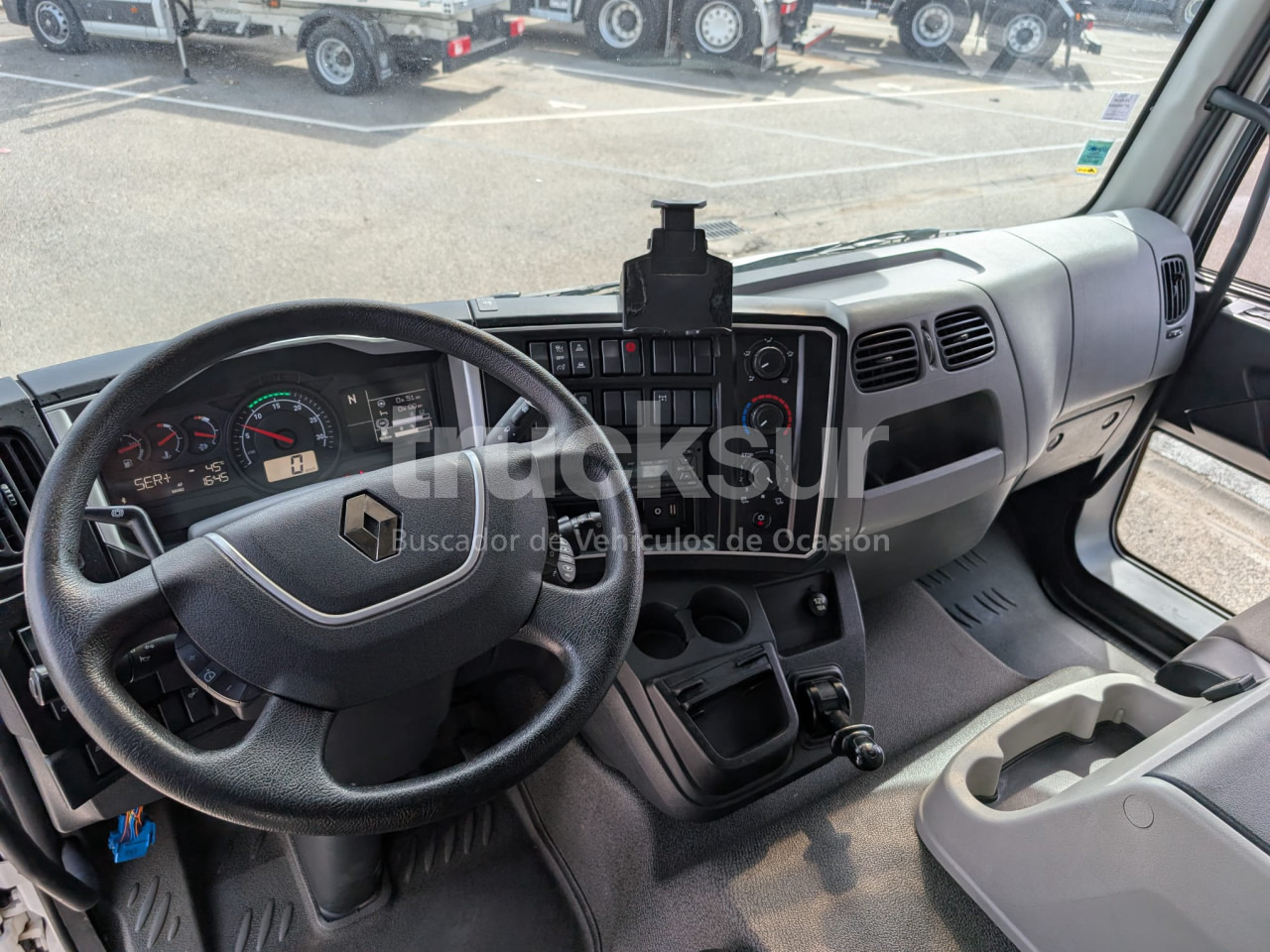 RENAULT D240.12 - Тентованный грузовик: фото 5 RENAULT D240.12 - Тентованный грузовик: фото 5