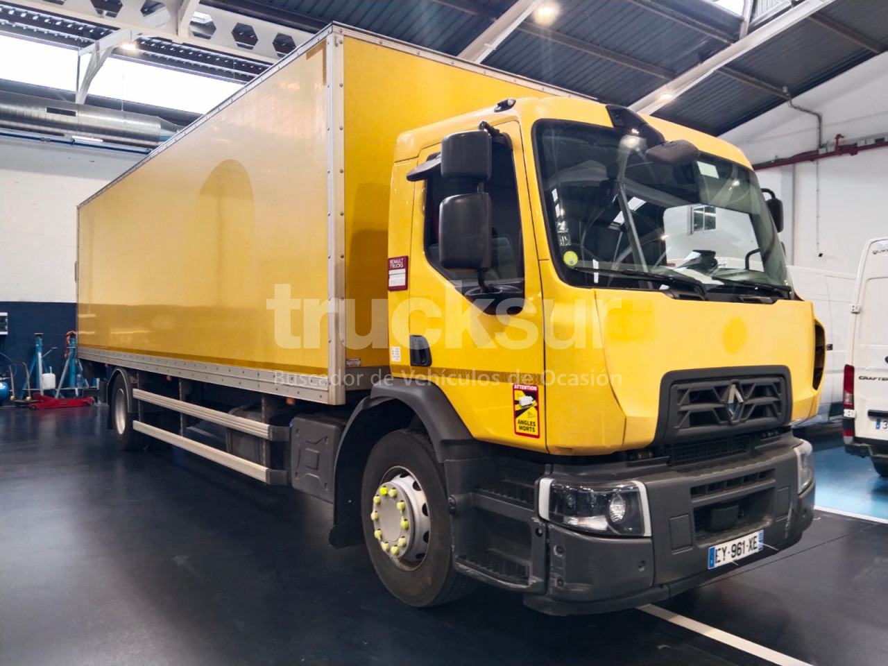 RENAULT D280.18 - Грузовик с закрытым кузовом: фото 2 RENAULT D280.18 - Грузовик с закрытым кузовом: фото 2