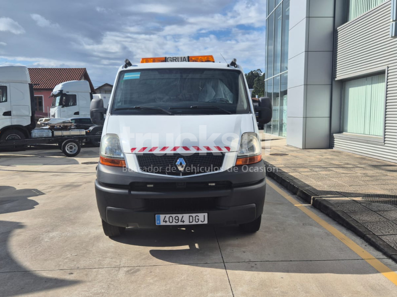 RENAULT MASTER - Эвакуатор: фото 3 RENAULT MASTER - Эвакуатор: фото 3