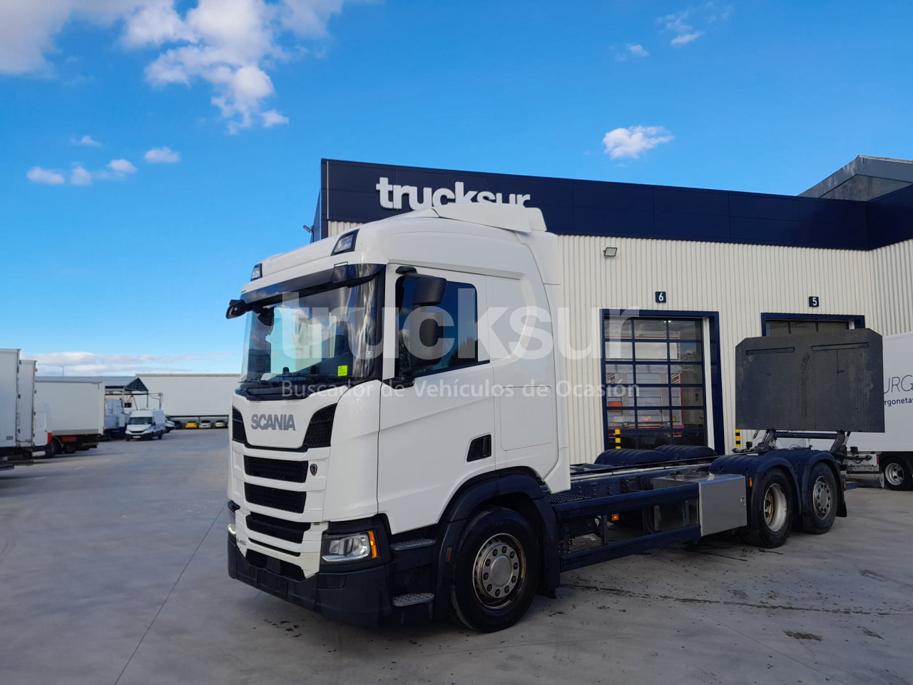 SCANIA R450.26 ejes 6x2*4 - Грузовик-шасси: фото 1 SCANIA R450.26 ejes 6x2*4 - Грузовик-шасси: фото 1