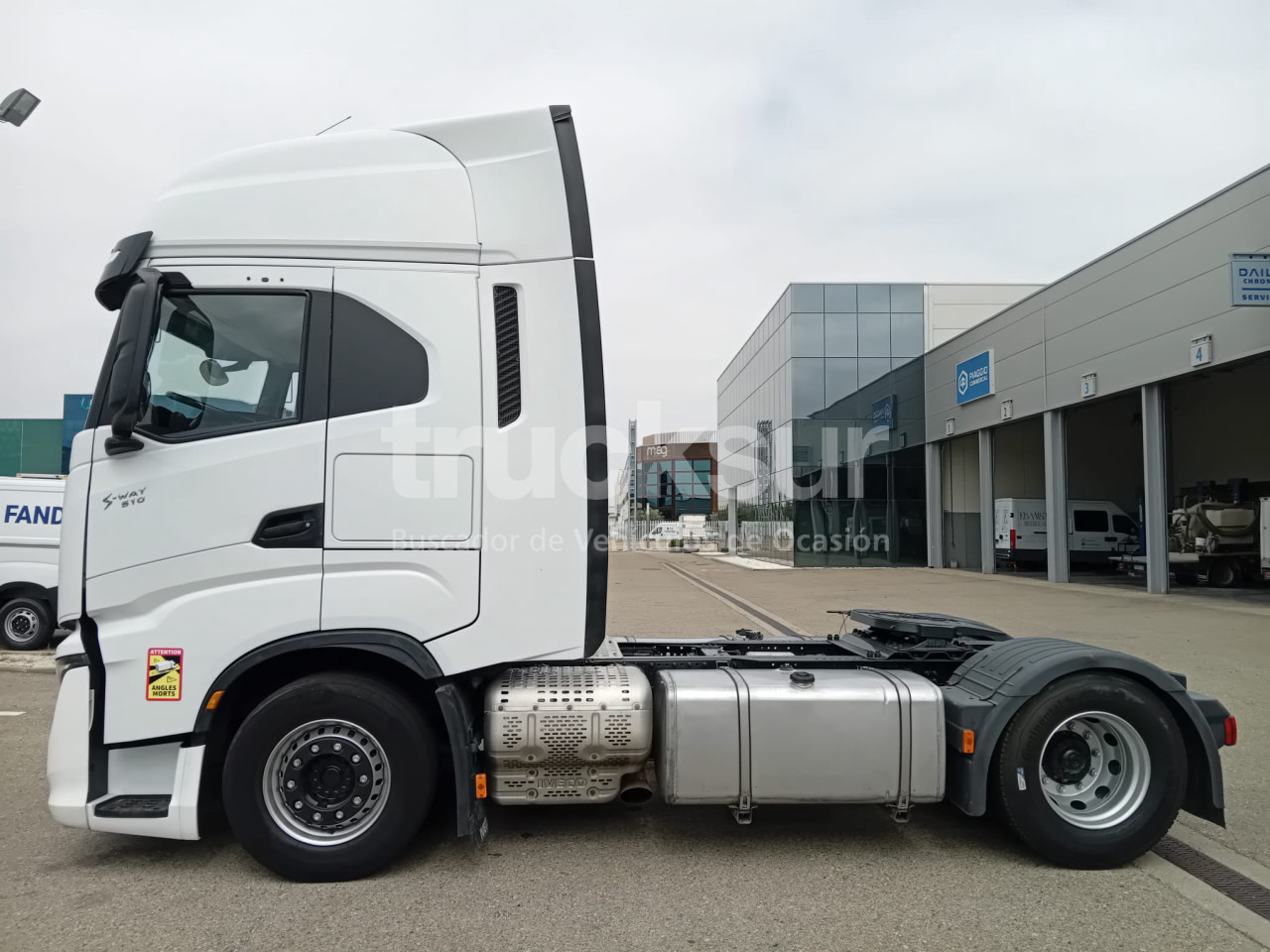 IVECO S-WAY AS440S51T/P - Тягач: фото 3 IVECO S-WAY AS440S51T/P - Тягач: фото 3