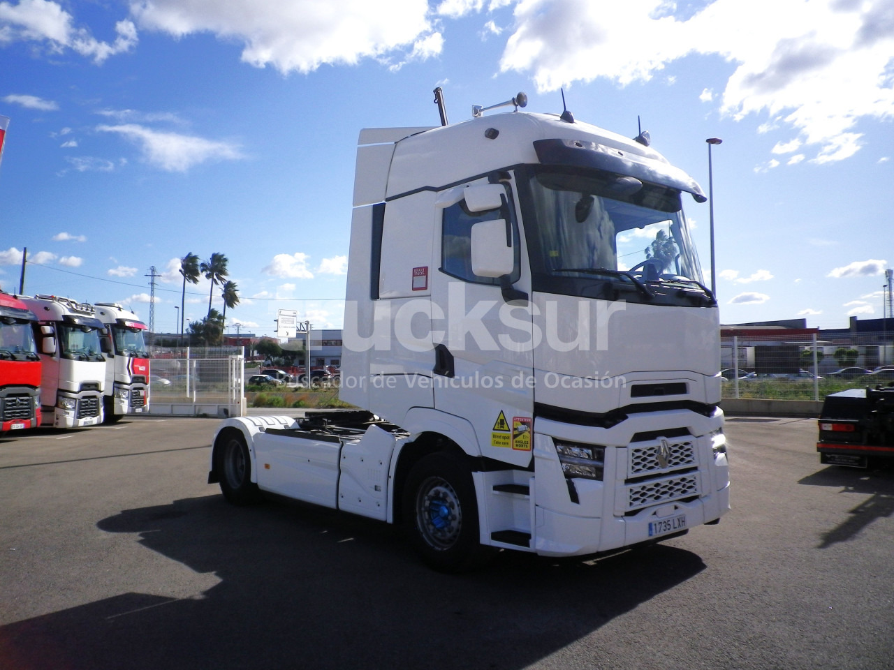 RENAULT T520 HIGH SLEEPER CAB - Тягач: фото 3 RENAULT T520 HIGH SLEEPER CAB - Тягач: фото 3