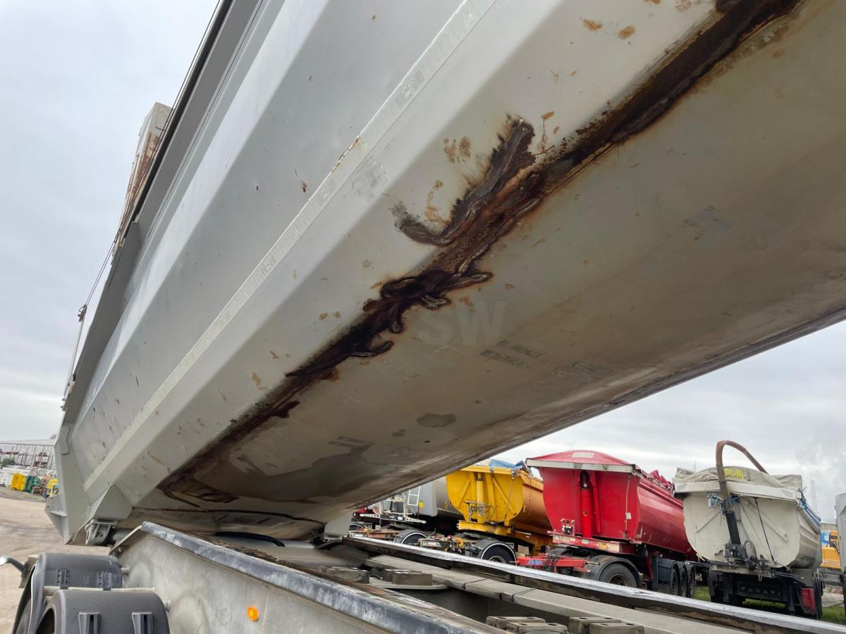 Самосвальный полуприцеп Benalu: фото 12