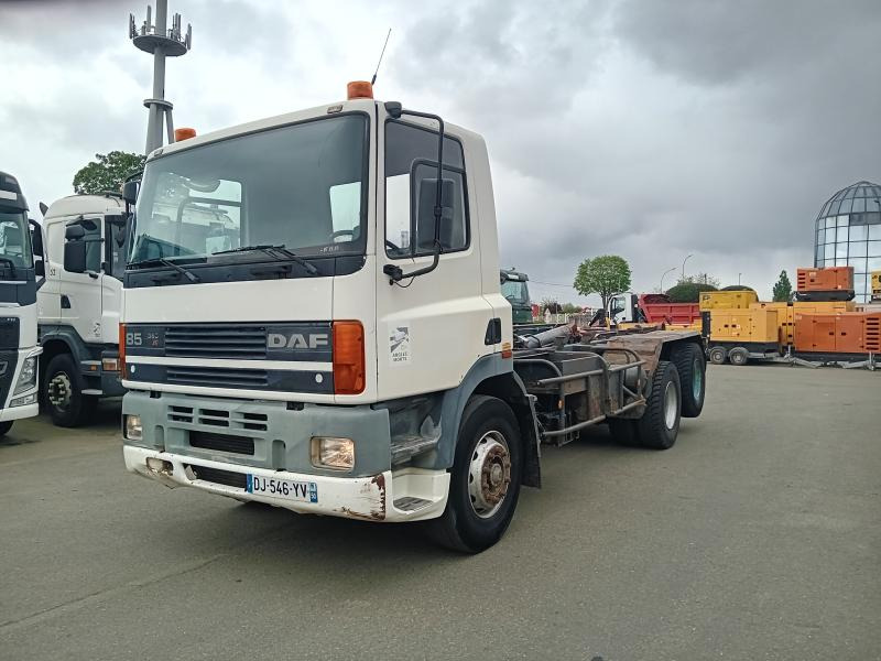 DAF 85 ATI 360 - Крюковой мультилифт: фото 1 DAF 85 ATI 360 - Крюковой мультилифт: фото 1