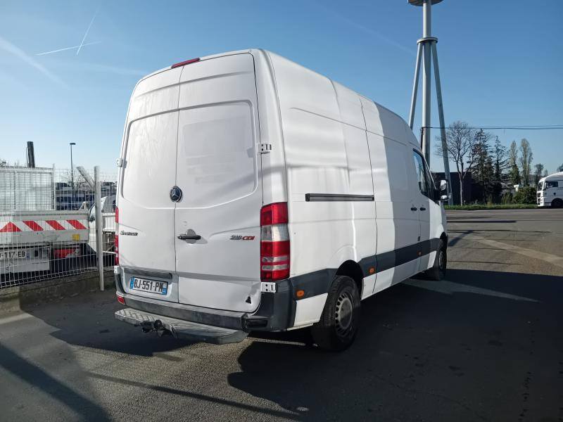 Mercedes Sprinter 218 CDI - Цельнометаллический фургон: фото 3 Mercedes Sprinter 218 CDI - Цельнометаллический фургон: фото 3
