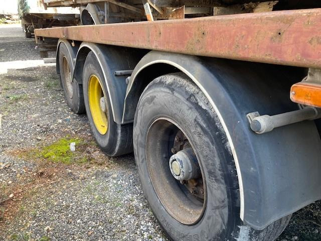 Trailor - Полуприцеп бортовой/ Платформа: фото 3 Trailor - Полуприцеп бортовой/ Платформа: фото 3