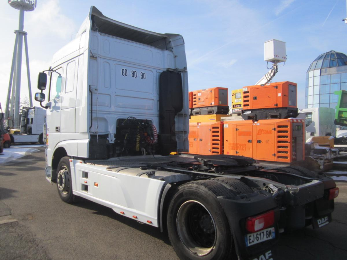 Тягач DAF XF105 460: фото 6