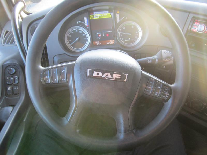 Тягач DAF XF105 460: фото 20