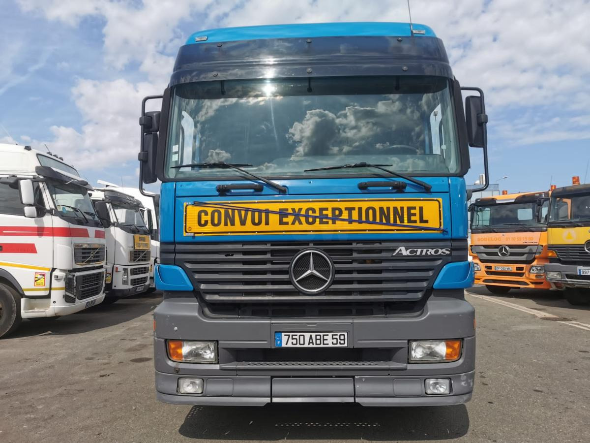 Mercedes Actros 3348 - Тягач: фото 2 Mercedes Actros 3348 - Тягач: фото 2