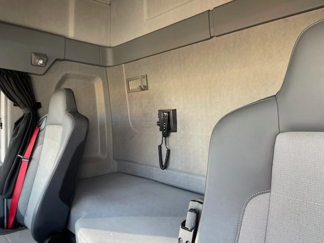 Тягач Renault Gamme T 460: фото 7 Тягач Renault Gamme T 460: фото 7