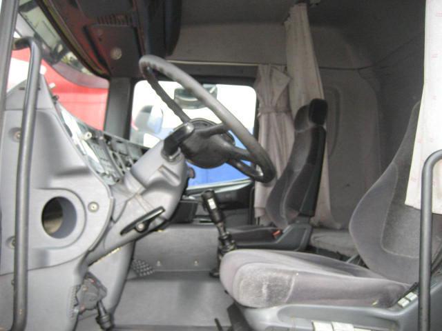 Scania L 114L380 - Тягач: фото 2 Scania L 114L380 - Тягач: фото 2