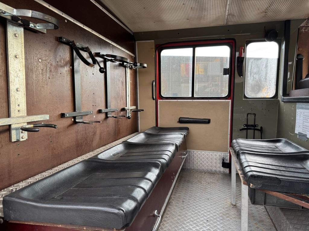 Грузовик Mercedes-Benz 1117 4x2 Fire truck - Feuerwehr - Tankspritze Mercedes-Benz 1117 4x2 Fire truck - Feuerwehr - Tankspritze: фото 10 Грузовик Mercedes-Benz 1117 4x2 Fire truck - Feuerwehr - Tankspritze Mercedes-Benz 1117 4x2 Fire truck - Feuerwehr - Tankspritze: фото 10