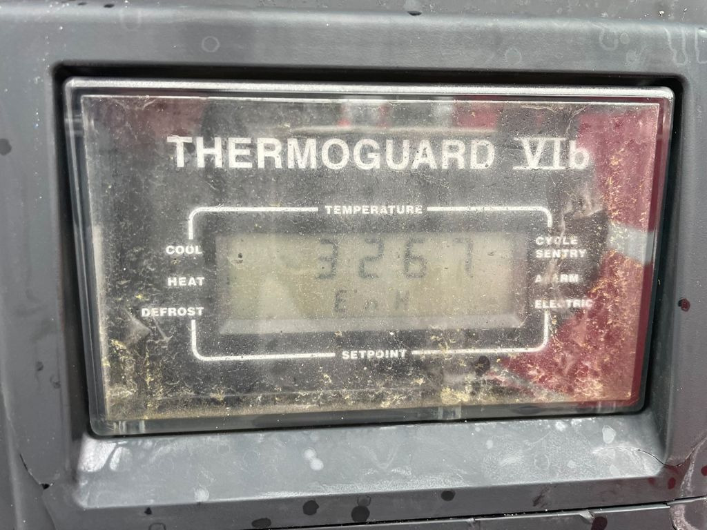 Прицеп-рефрижератор Krone 18 t. 2 axle ThermoKing SL-200e Krone 18 t. 2 axle ThermoKing SL-200e: фото 8 Прицеп-рефрижератор Krone 18 t. 2 axle ThermoKing SL-200e Krone 18 t. 2 axle ThermoKing SL-200e: фото 8