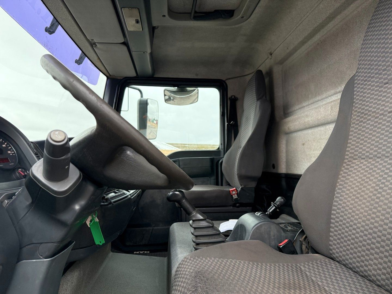 Грузовик бортовой/ Платформа MAN TGL 10.180 4x2 Flatbed 6,,80 m. Euro 3: фото 8 Грузовик бортовой/ Платформа MAN TGL 10.180 4x2 Flatbed 6,,80 m. Euro 3: фото 8