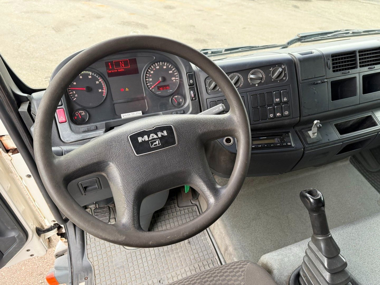 Грузовик бортовой/ Платформа MAN TGL 10.180 4x2 Flatbed 6,,80 m. Euro 3: фото 9 Грузовик бортовой/ Платформа MAN TGL 10.180 4x2 Flatbed 6,,80 m. Euro 3: фото 9