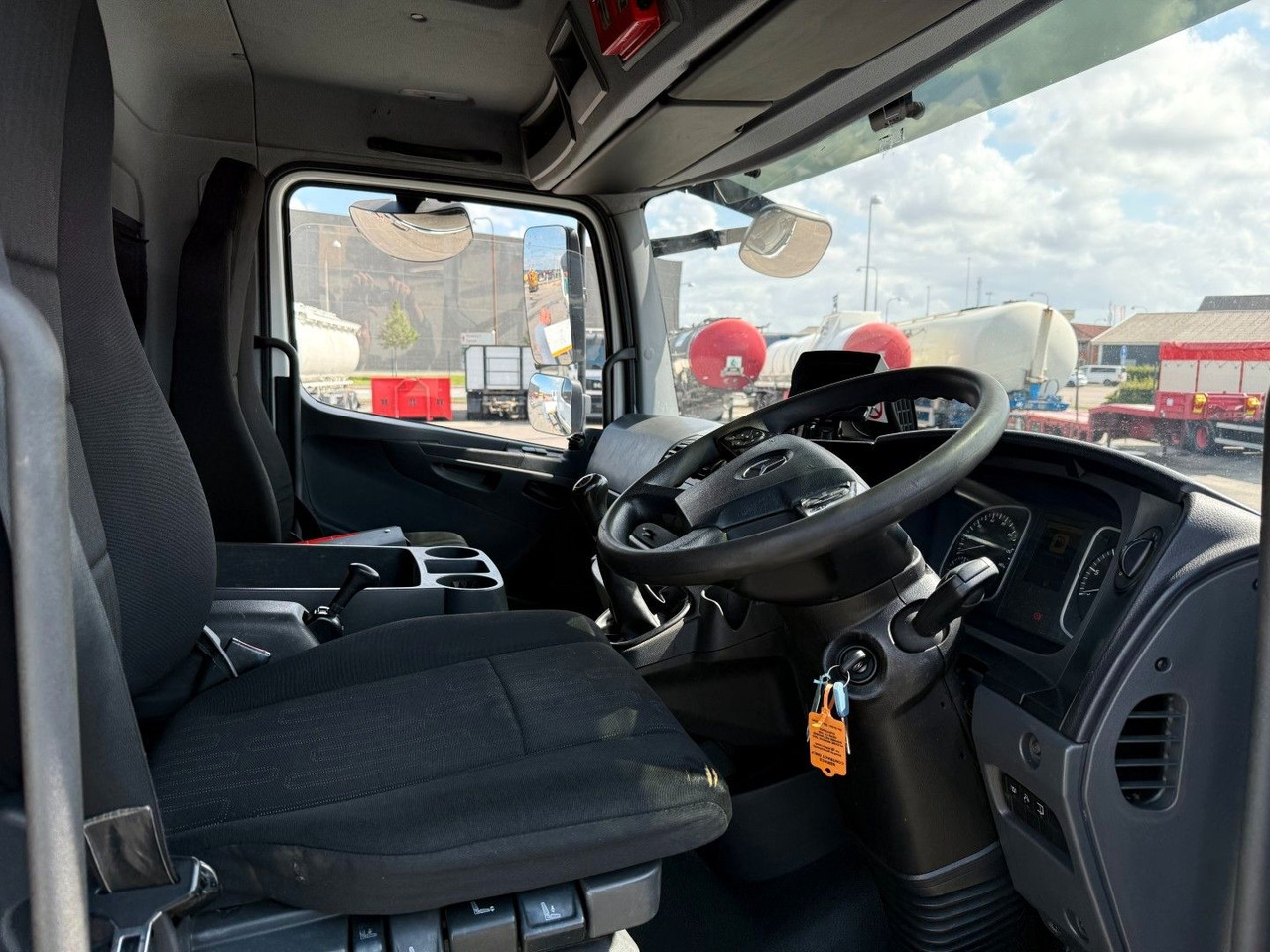 Mercedes-Benz Atego 1323 RHD Euro 6 Hvidtved Larsen Cityflex - Ассенизатор: фото 5 Mercedes-Benz Atego 1323 RHD Euro 6 Hvidtved Larsen Cityflex - Ассенизатор: фото 5