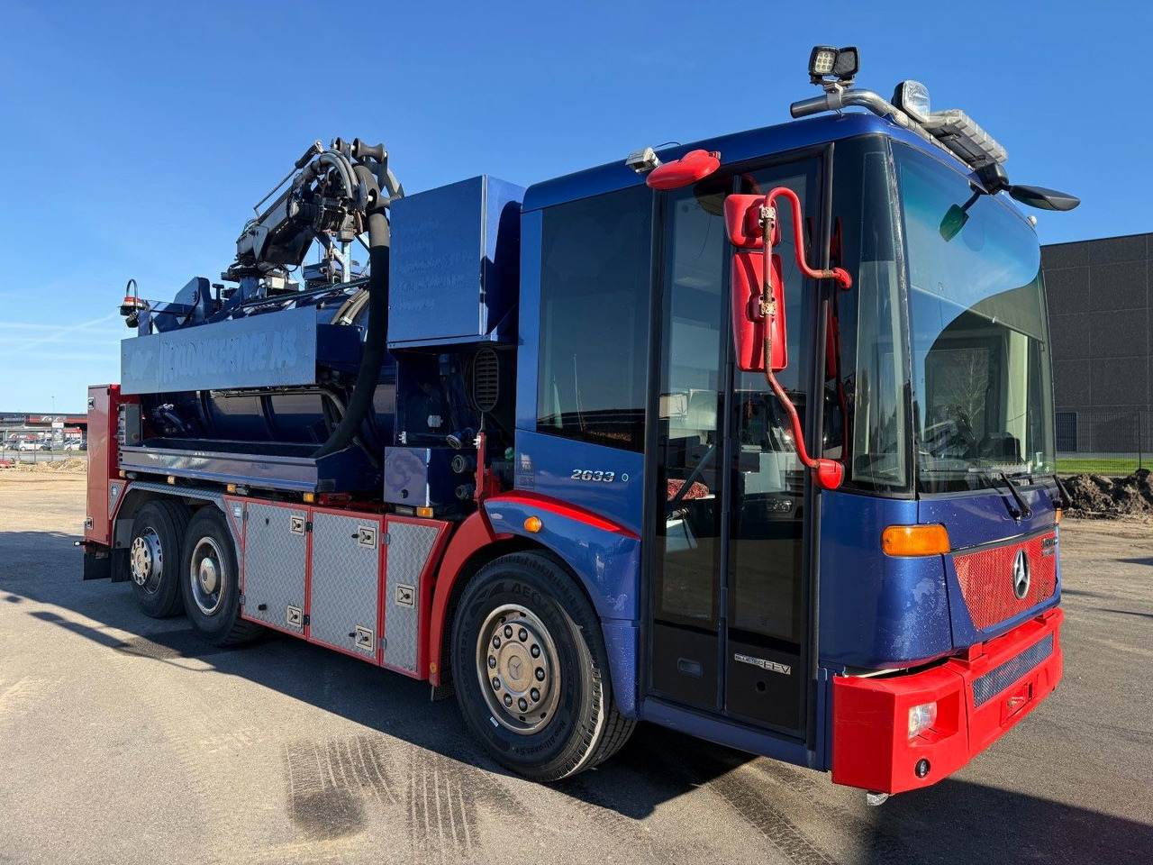 Mercedes-Benz Econic 2633 6x2*4 Hvidtved Larsen SLP309 Euro 5 - Ассенизатор: фото 2 Mercedes-Benz Econic 2633 6x2*4 Hvidtved Larsen SLP309 Euro 5 - Ассенизатор: фото 2