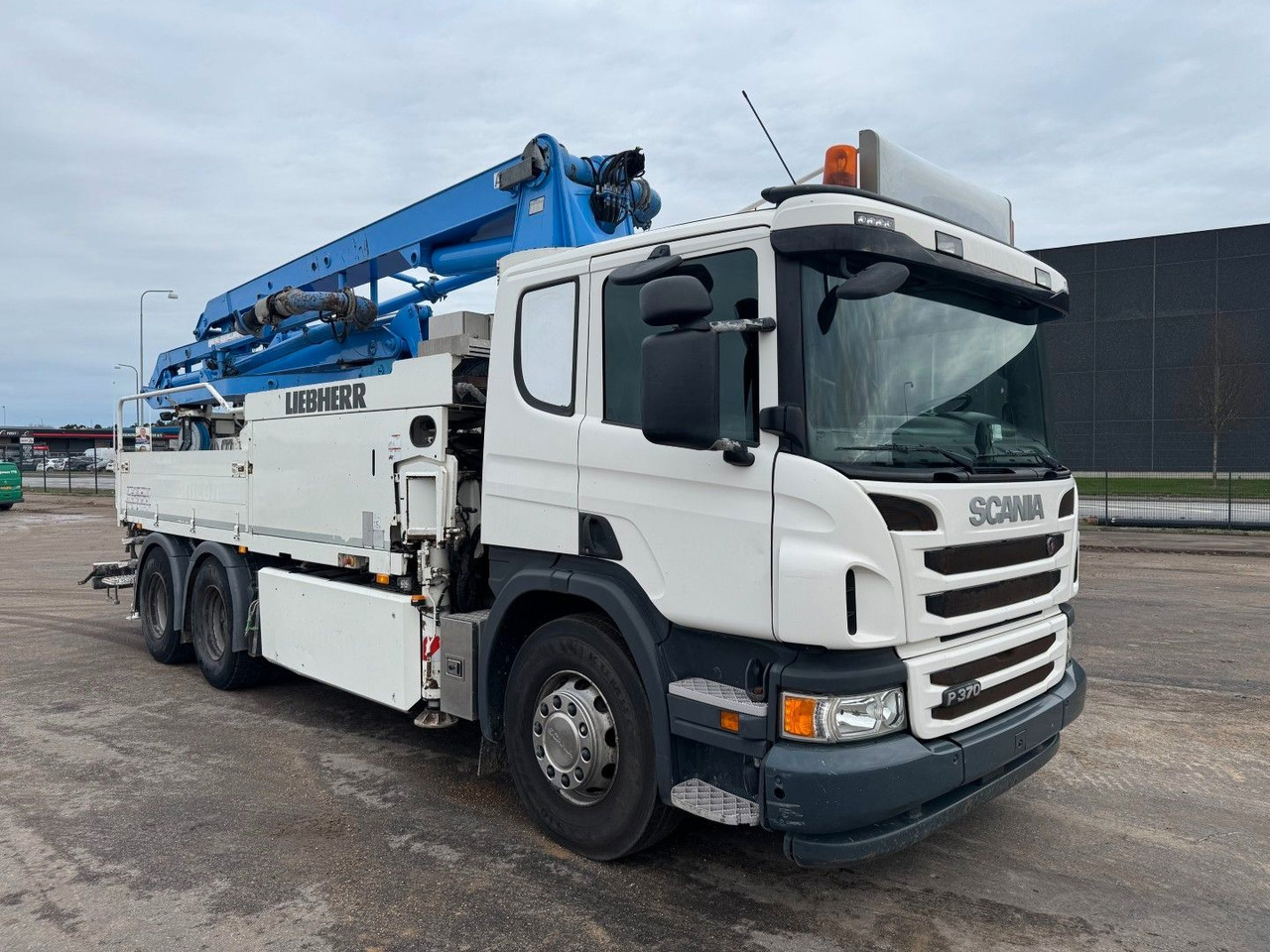 Scania P370 6x4 Liebherr THP140H 24 M4 XH Betonpumpe - Автобетононасос: фото 2 Scania P370 6x4 Liebherr THP140H 24 M4 XH Betonpumpe - Автобетононасос: фото 2