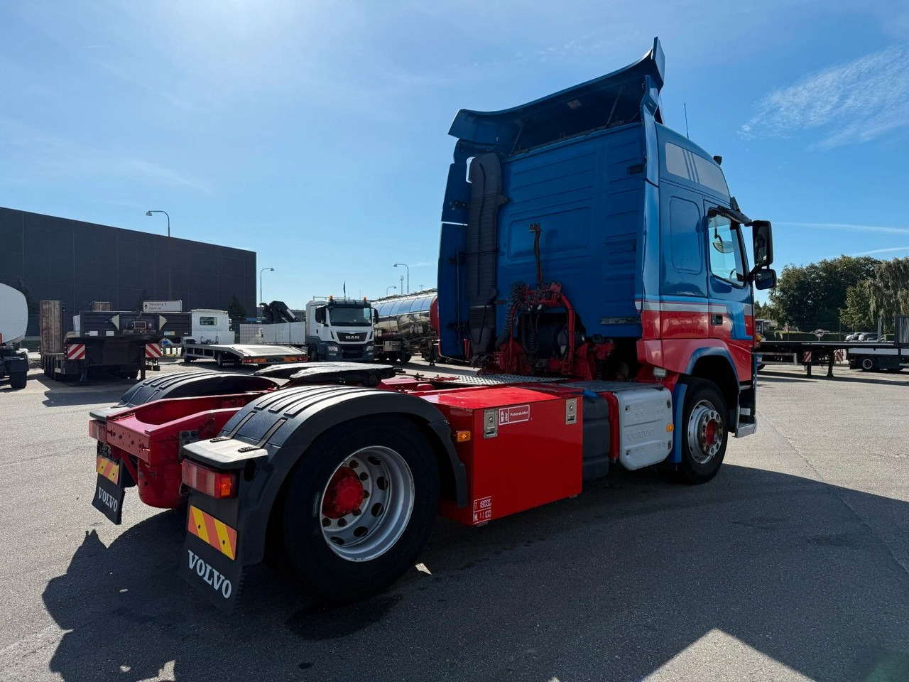 Volvo FM 410 4x2 Globetrotter Euro 6 - Тягач: фото 3 Volvo FM 410 4x2 Globetrotter Euro 6 - Тягач: фото 3
