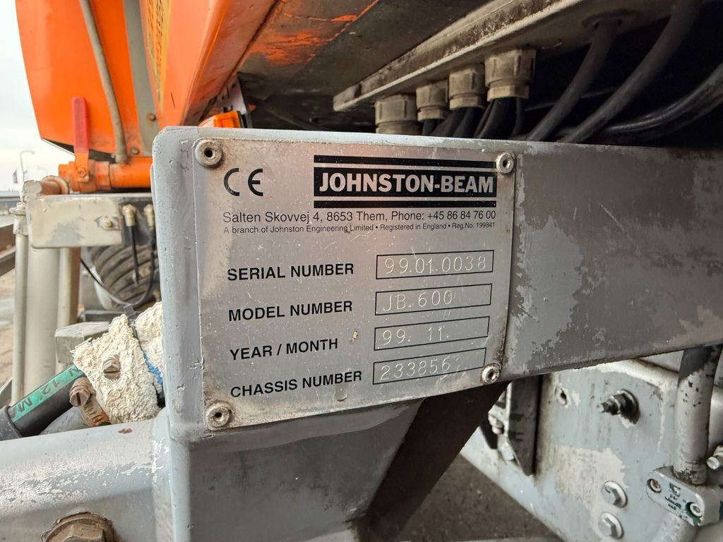 Подметально-уборочная машина Volvo FL615 Johnston-Beam JB 600 Road Sweeper: фото 8