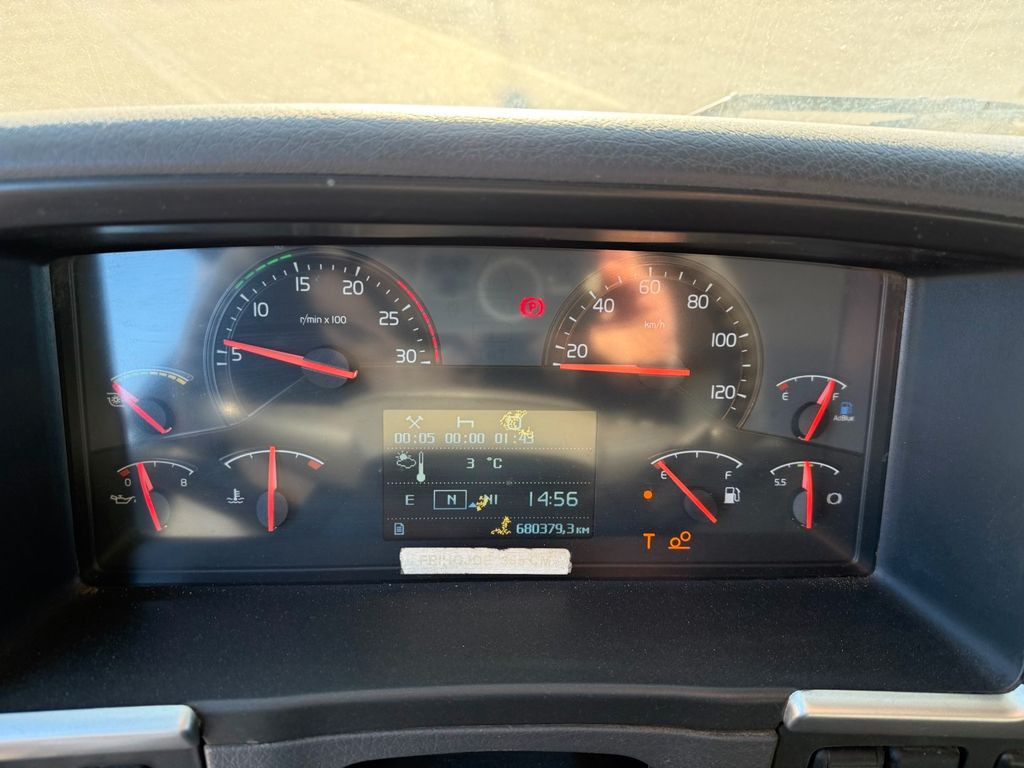 Грузовик-цистерна Volvo FM460 8x2*6 24.000 l. ADR Tank: фото 16 Грузовик-цистерна Volvo FM460 8x2*6 24.000 l. ADR Tank: фото 16