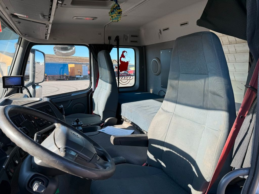 Грузовик-цистерна Volvo FM460 8x2*6 24.000 l. ADR Tank: фото 14 Грузовик-цистерна Volvo FM460 8x2*6 24.000 l. ADR Tank: фото 14