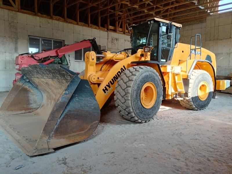 Hyundai HL975 - Колёсный погрузчик: фото 2 Hyundai HL975 - Колёсный погрузчик: фото 2