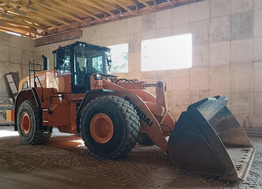 Hyundai HL975 - Колёсный погрузчик: фото 3 Hyundai HL975 - Колёсный погрузчик: фото 3