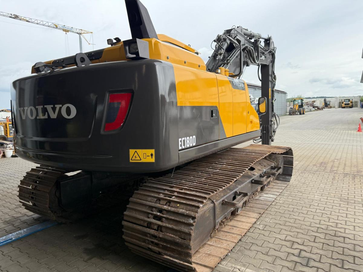 Volvo EC180 D - Гусеничный экскаватор: фото 2 Volvo EC180 D - Гусеничный экскаватор: фото 2