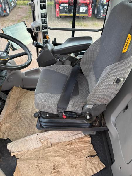 Volvo L120H Long Boom - Колёсный погрузчик: фото 5 Volvo L120H Long Boom - Колёсный погрузчик: фото 5