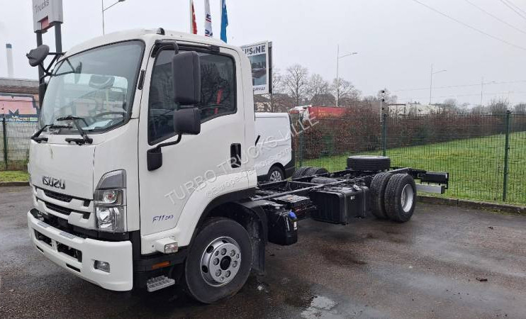 Isuzu F-SERIES F110-210 - Грузовик-шасси: фото 1 Isuzu F-SERIES F110-210 - Грузовик-шасси: фото 1