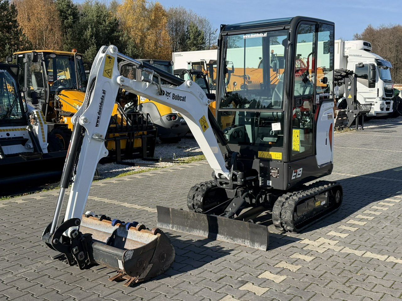 Bobcat E19 Komplet Łyżek Mało Używana Przepracowane tylko 90mth - Мини-экскаватор: фото 5 Bobcat E19 Komplet Łyżek Mało Używana Przepracowane tylko 90mth - Мини-экскаватор: фото 5