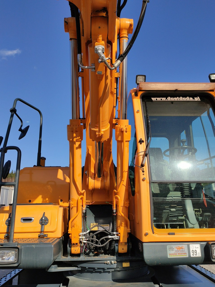 Hyundai 140W-9 Łyżka Skarpowa+Szybko Złącze !!! STAN Bardzo Dobry !!! - Колёсный экскаватор: фото 5 Hyundai 140W-9 Łyżka Skarpowa+Szybko Złącze !!! STAN Bardzo Dobry !!! - Колёсный экскаватор: фото 5