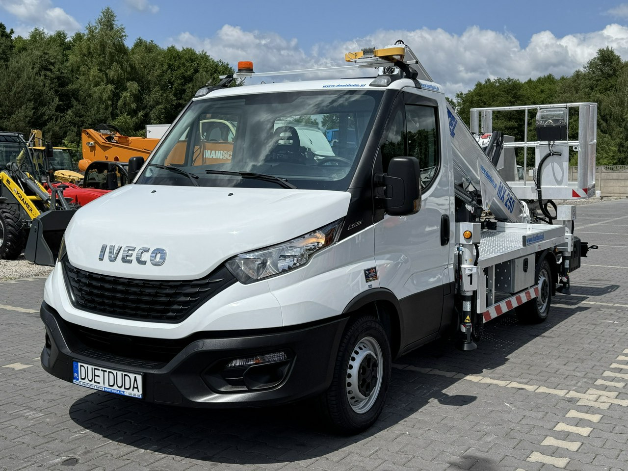 Грузовик с подъемником Iveco Daily 35S14: фото 8