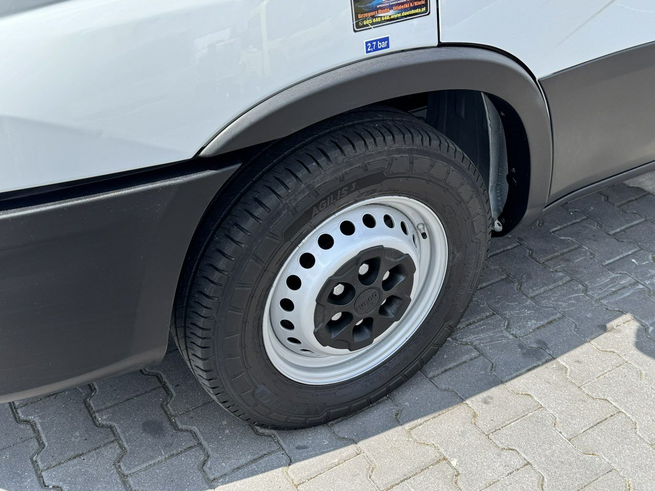 Грузовик с подъемником Iveco Daily 35S14: фото 12