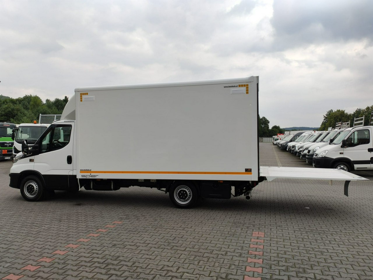 Iveco Daily 35S16S V - Фургон с закрытым кузовом: фото 3 Iveco Daily 35S16S V - Фургон с закрытым кузовом: фото 3