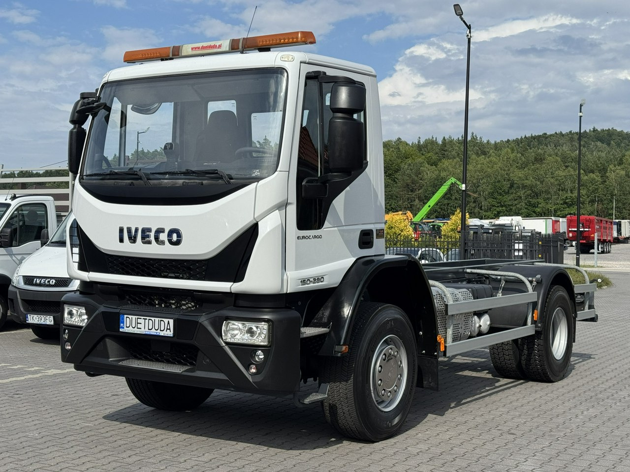 Iveco Eurocargo 150-280 Rama 550cm Napęd 4x4 Reduktor + Blokady - Грузовик-шасси: фото 3 Iveco Eurocargo 150-280 Rama 550cm Napęd 4x4 Reduktor + Blokady - Грузовик-шасси: фото 3
