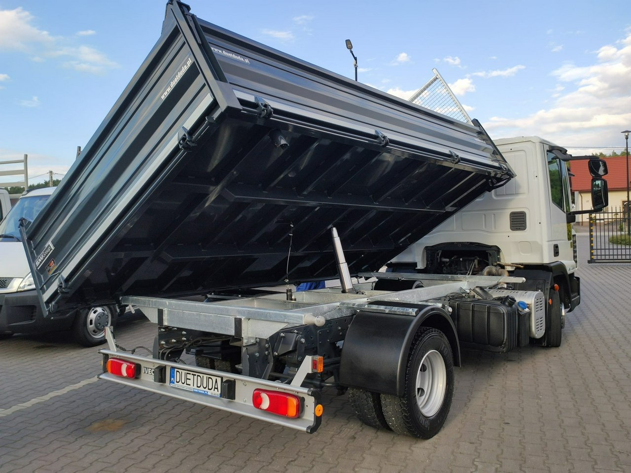 Iveco Eurocargo 80EL18 E5 Super Stan UNIKAT !!! - Самосвал: фото 4 Iveco Eurocargo 80EL18 E5 Super Stan UNIKAT !!! - Самосвал: фото 4