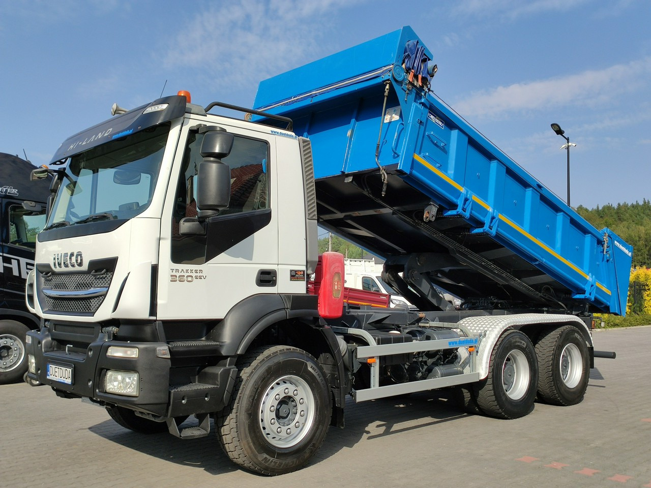 Iveco Trakker 360 EEV Manual 6x4 Wywrot 3-stronny Hydroburta Bok i Tył - Самосвал: фото 3 Iveco Trakker 360 EEV Manual 6x4 Wywrot 3-stronny Hydroburta Bok i Tył - Самосвал: фото 3