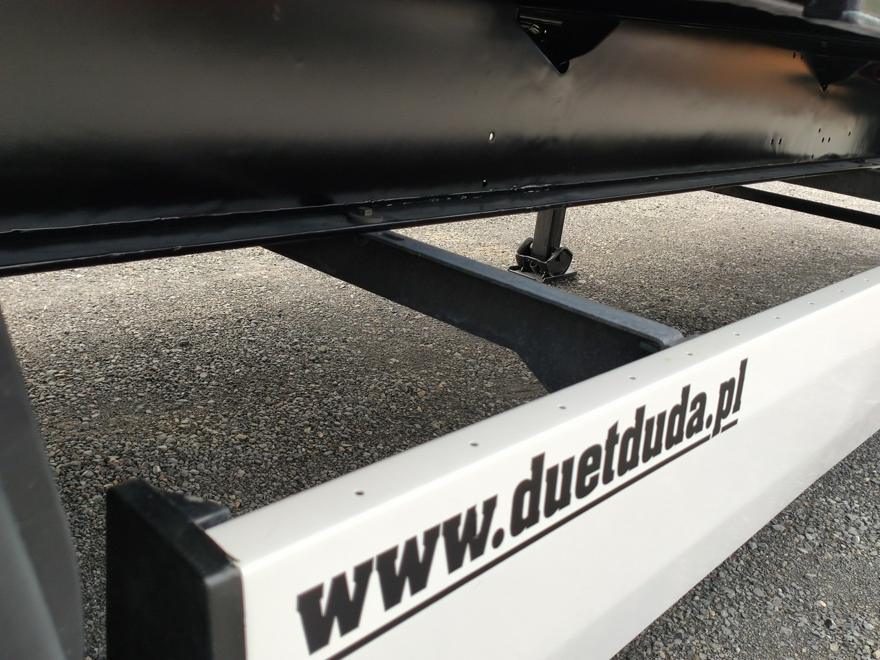 Тентованный полуприцеп Krone Standard OŚ Podnoszona SAF 2017r: фото 21