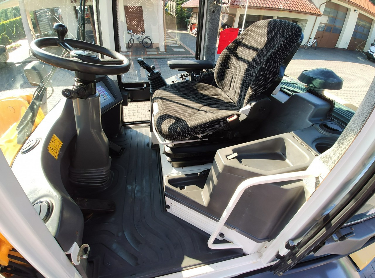 Компактный фронтальный погрузчик Liebherr L 506 STEREO Szybkozłącze / Łyżka Krokodyl + Widły Waga 6300kg: фото 22 Компактный фронтальный погрузчик Liebherr L 506 STEREO Szybkozłącze / Łyżka Krokodyl + Widły Waga 6300kg: фото 22