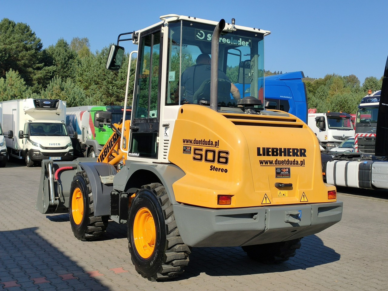 Компактный фронтальный погрузчик Liebherr L 506 STEREO Szybkozłącze / Łyżka Krokodyl + Widły Waga 6300kg: фото 20 Компактный фронтальный погрузчик Liebherr L 506 STEREO Szybkozłącze / Łyżka Krokodyl + Widły Waga 6300kg: фото 20