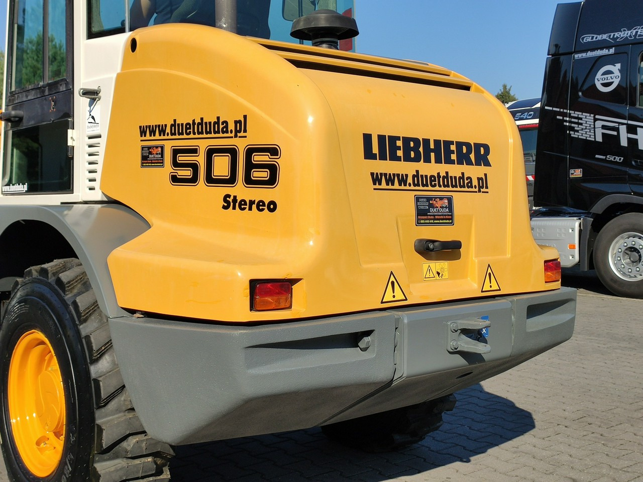 Компактный фронтальный погрузчик Liebherr L 506 STEREO Szybkozłącze / Łyżka Krokodyl + Widły Waga 6300kg: фото 18 Компактный фронтальный погрузчик Liebherr L 506 STEREO Szybkozłącze / Łyżka Krokodyl + Widły Waga 6300kg: фото 18