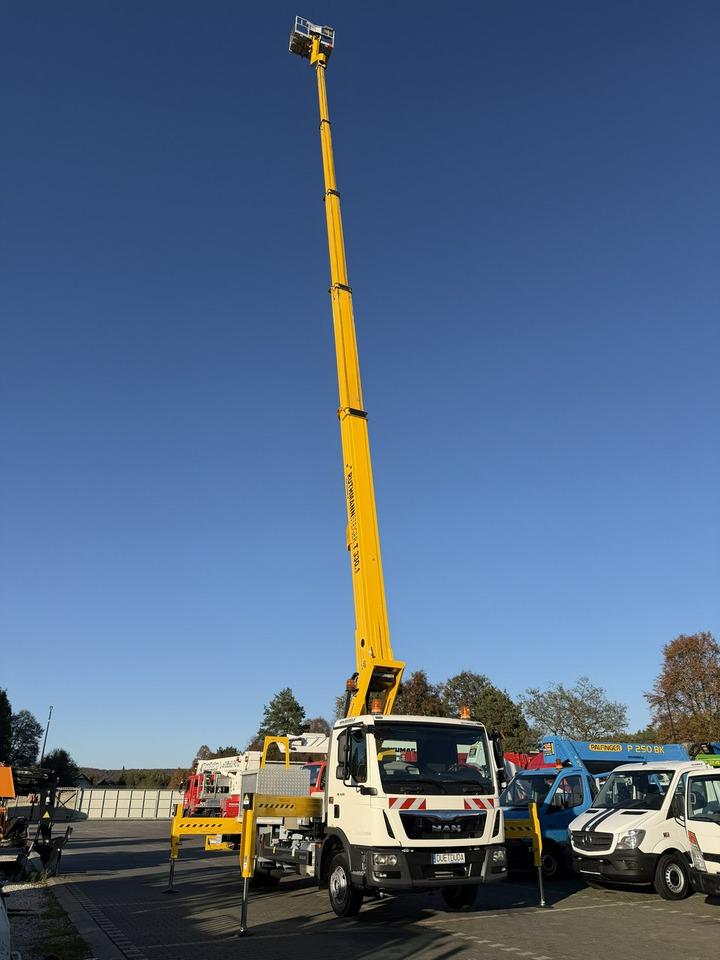 MAN TGL 7.150 Zwyżka Ruthmann T330 33-Metry w bok 21m Mały przebieg - Грузовик с подъемником: фото 3 MAN TGL 7.150 Zwyżka Ruthmann T330 33-Metry w bok 21m Mały przebieg - Грузовик с подъемником: фото 3