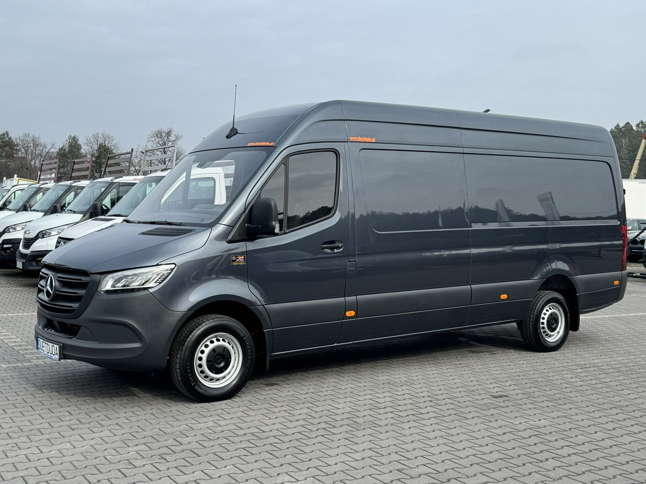 Mercedes 319 - Цельнометаллический фургон: фото 5 Mercedes 319 - Цельнометаллический фургон: фото 5